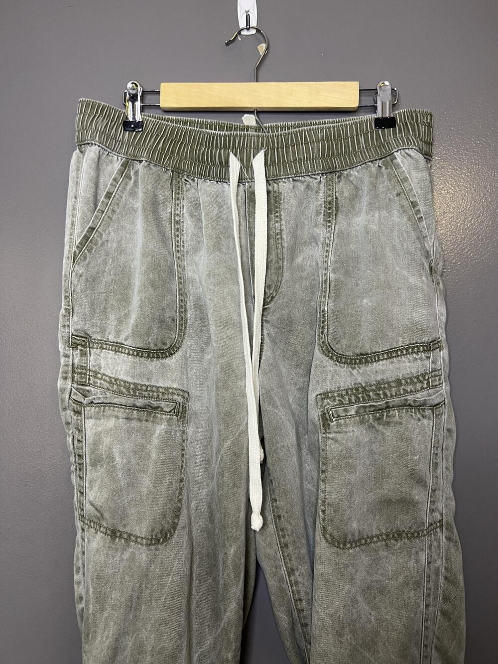 Democracy Pants Womens 12 Green Cargo Jogger Elastic Drawstring Waist Pockets